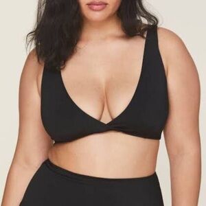 ANDIE The Belmar Top In Black